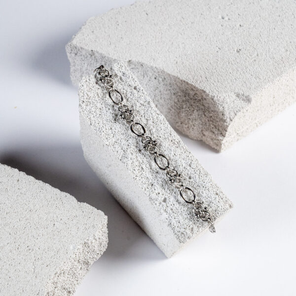 Γυναικείο βραχιόλι αλυσίδα από ανοξείδωτο ατσάλι με ιδιαίτερα σχέδια