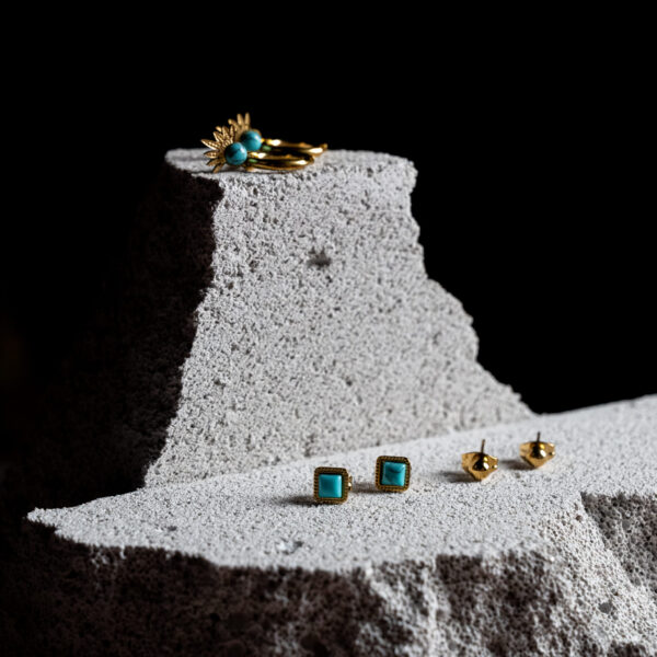 Σετ τριών ζευγαριών γυναικείων σκουλαρικιών από ανοξείδωτο επιχρυσωμένο ατσάλι με boho λεπτομέρειες